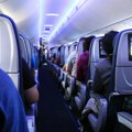 Eksplodirala baterija mobilnog telefona u avionu, putnici morali da se evakuišu