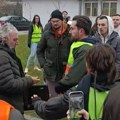 VIDEO: Stariji muškarac pretio nožem studentima kod Medicinskog fakulteta