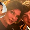 Supermodel i holivudska diva ostale trudne u isto vreme sa milijarderom: Odbijao da prizna sina, Salma ga ubedila