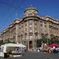 Osmi dan blokade u Nemanjinoj: Protest neformalne grupe zaposlenih na univerzitetu nastavljen ispred Vlade Srbije