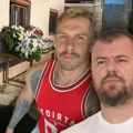 "Volim te i SAD, ali ne znam da li me čuješ": Janjuš potresnim rečima o pokojnom bratu, podelio uspomenu iz detinjstva sa…