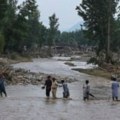 Više od 200 nestalih u poplavljenoj regiji u Pakistanu