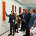 Macura na izložbi: Srbija i Kina zajedno za kulturnu razmenu i rodnu ravnopravnost