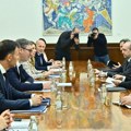 Vučić sa Babajevom: Uskoro očekujemo posetu predsednika Azerbejdžana Beogradu