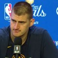 (Video) Bruka! Pogledajte kako je Nikola Jokić sprečen da upiše tripl-dabl! Oteli mu skok, pripisali ga timu!?