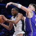 Sparsi preko Lejkersa do polufinala NBA kupa, uzalud Dončićevih 35 poena