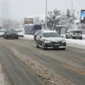 Bljuzgavica opasnija od snega i leda! Ključni saveti za vožnju kada krene sve da se topi