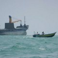 Saobraćaj kroz Ormuski moreuz dodatno opao nakon novih sukoba, cene nafte i gasa nastavile da rastu