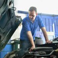 Pregrevanje motora: Šta vozač treba da uradi, a šta nikako ne sme?