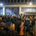 Završen 11. Protest liste "Srbija protiv nasilja" Okupljeni građani se razišli ispred zgrade RTS