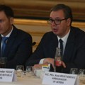 Vučić u Parizu o rafalima: Imam nove vesti - blizu smo potpisivanja VIDEO