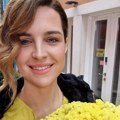 Srbi je obožavali u ovoj seriji, sad postala milionerka: Živela skromno, susret na autobuskoj stanici joj promenio život