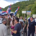 U Veterniku skup protiv blokada i skup na poziv zborova, bez incidenata