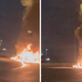 Automobil izgoreo do neprepoznatljivosti: Jezivi prizori na Mostu na Adi, isplivao jeziv snimak (video)