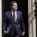 "Ne slažem se Sa vladinom politikom": Britanski ministar za imigraciju podneo ostavku