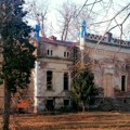 Dvorac je zaštićen, ali nije za posete: Zadužbina porodice Lazarević u Velikom Središtu, kod Vršca, čeka privatizaciju