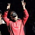 Kanye West prodaje sve na svojoj Yeezy stranici po ceni od 20 evra