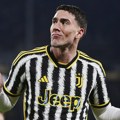Vlahović se naljutio i zaradio crveni karton: Juventus tone – a Srbin ponovo mora na pauzu