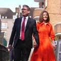 "Koji su oni k***c da nas pozivaju": Isprozivao je, a sada su u braku - Ko je žena budućeg britanskog premijera