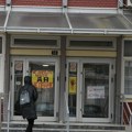 Saslušana studentkinja kojoj je slomljena vilica ispred SNS prostorija, navela da i dalje ima bolove