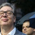 Vučić priča strancima da demonstranti dobijaju 30 evra dnevno - samo za hranu