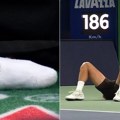 Grčevi, rane, krv i znoj: Ovako je Novak dobio sledećeg rivala