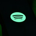 Spotify dodaje oznaku „verifikovano“ kako bi se razilikovali ljudski umetnici od AI-ja