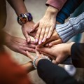 СОС Дечија села Србија представила препоруке за побољшање положаја младих у ризику
