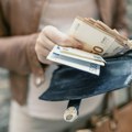 Zašto se sada savetuje da imate gotovinu kod kuće? Kartice vam neće uvek biti od pomoći