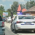Taksista završio vožnju, a onda je usledio užas! Mušterija ga brutalno tukla u Subotici, zadobio teške povrede glave!