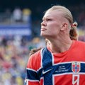 Halande, šta učini? Norvežanin promenio imidž, samo da ne bude kao Samson... (foto)