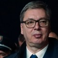 Vučić: Rektor nije hteo da razgovara, vlada isplaćuje plate za rad, ne za nerad