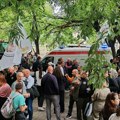 Na protest poljoprivrednika u Novom Sadu ispred suda došao i provokator: Ubrzo stigla i Hitna pomoć