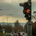 Zaboravite na prolazak kroz žuto - pametne kamere snimaju ovaj detalj i automatski oduzimaju vozačku dozvolu