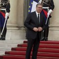 Predsednik Srbije u Jelisejskoj palati Vučić na večeri koju priređuje Makron za svetske lidere