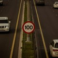 Austrijski ekonomista i političar: Uvesti maksimalno ograničenje brzine od 100 km/h u celoj Evropi