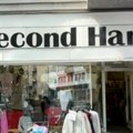 Pet stvari koje ne treba kupovati u second hand radnjama - jeftino može skupo da vas košta