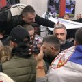 „Svi policajci su zauzeti“: Građani upali u zgradu Informera