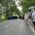 Nesreća na Batajničkom putu: Uništeni automobili, nakon nesreće stvorila se velika gužva (foto)