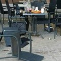 Kolima uleteo u baštu kafića preko puta VMA: Povređena jedna osoba, hitna pomoć odmah reagovala
