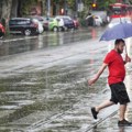 Novo upozorenje RHMZ: Jaka kiša u zapadnoj Srbiji, grad i poplavljen centar na Zlatiboru