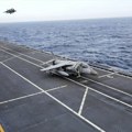 Američki razarač oborio rakete i dronove na Crvenom moru