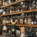 Baltički "Viskigejt": Kompanije sa zapada, uz pomoć Letonije, nastavljaju da izvoze alkoholna pića u Rusiju