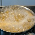 Trik kako da tečnost ne iskipi iz šerpe tokom kuvanja