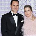 (Foto) RODžER Federer ima dva para blizanaca! Pogledajte na koga liče, a njegove reči o mirki sve su oborile s nogu: „Ako…