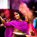 Eksplozija boja i radosti: Festival Holi – prolećna čarolija Indije