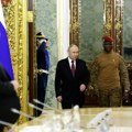 Ovo je nova vojska Vladimira Vladimiroviča Putina; Brutalna je