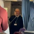 Putnicima se obratio pilot pred sletanje za Beograd Osoblje se hotno okupilo, putnici izvadili telefone, a onda je nastao ovaj…