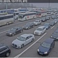Gužve na cestama, na Bajakovu se čeka sedam sati