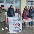 Građani Zrenjanina uz studente: Pijace kao punktovi solidarnosti! Veliki skup podrške zakazan za 25. januar Građani Zrenjanina…